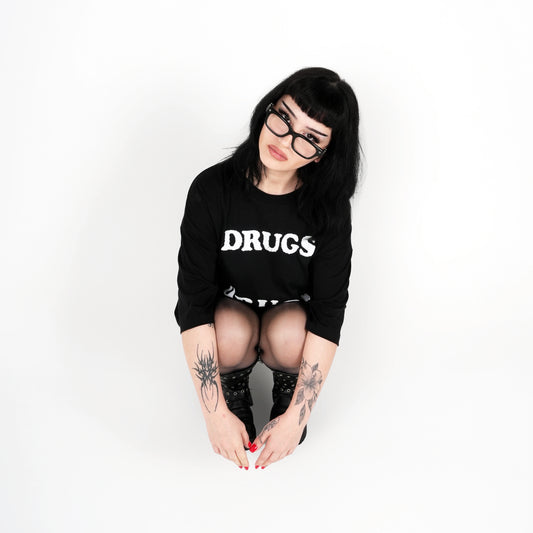 DRUGS DRESS